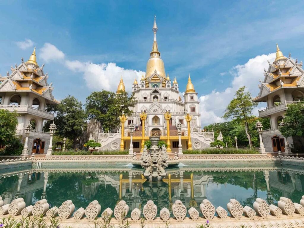 Vietnam 2026 Travel: SJourney Luxury Train Pricing and Insider Guide